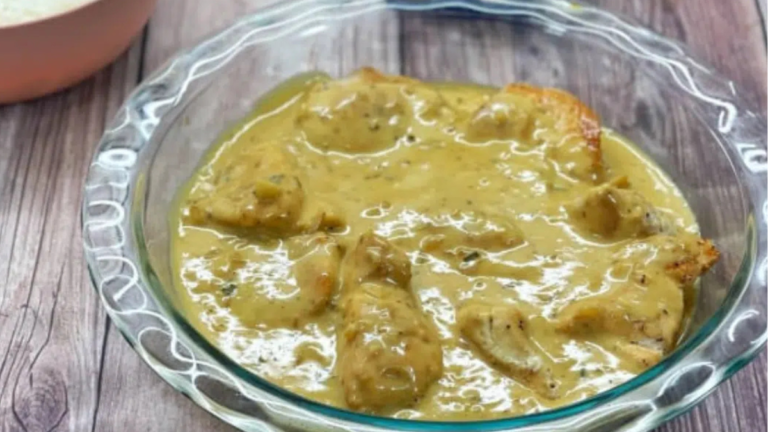 Filé de Frango ao Molho de Mostarda Cremoso e Fácil